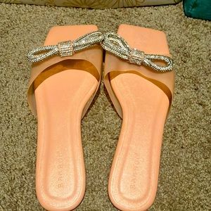 Bamboo diamond bow sandals